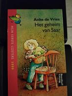Het geheim van Saar - Anke de Vries, Boeken, Ophalen of Verzenden, Gelezen, Anke de Vries, Fictie algemeen