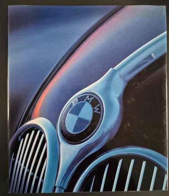 BMW Schlegelmilch - Könemann Groot Formaat / 3-Talig, Boeken, Auto's | Boeken, Ophalen of Verzenden, Zo goed als nieuw, BMW, Schlegelmilch