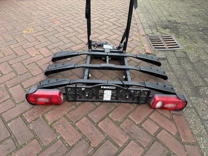 fietsendrager pro user 3 amber, Auto diversen, Fietsendragers, Zo goed als nieuw, Trekhaakdrager, 3 fietsen of meer, Brede banden