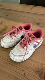 Nike sneakers maat 26, Kinderen en Baby's, Kinderkleding | Schoenen en Sokken, Ophalen of Verzenden, Zo goed als nieuw, Meisje