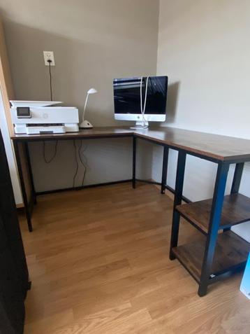 Bureau  beschikbaar voor biedingen