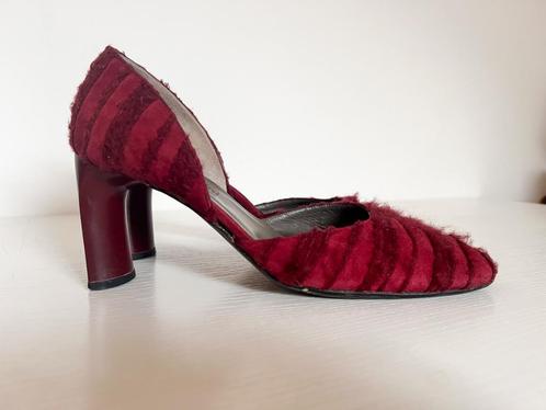 Exentrieke Italiaanse pumps, maat 39, Kleding | Dames, Schoenen, Gedragen, Pumps, Rood, Ophalen of Verzenden