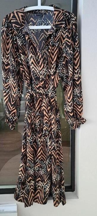 Jurk van Smashed Lemon maat 40 beschikbaar voor biedingen