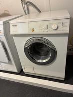 Miele W843 GALA en W 905 en Miele droger 1410, 1200 tot 1600 toeren, Gebruikt, 4 tot 6 kg, Voorlader