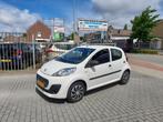 Peugeot 107 1.0 Access Accent, Voorwielaandrijving, Euro 5, Gebruikt, Airbags