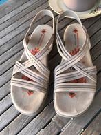 Beige Skechers sandalen maat 41, Beige, Ophalen of Verzenden, Zo goed als nieuw, Skechers