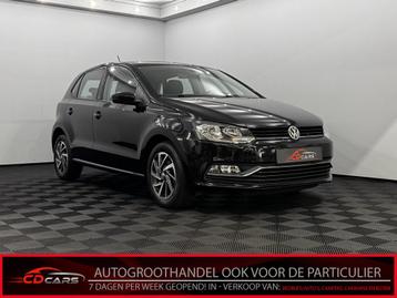 Volkswagen Polo 1.2 TSI Comfortline Business R Airco, Parkee beschikbaar voor biedingen