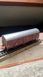 Te koop gesloten goederenwagon van marklin, Hobby en Vrije tijd, Modeltreinen | H0, Wisselstroom, Wagon, Ophalen of Verzenden