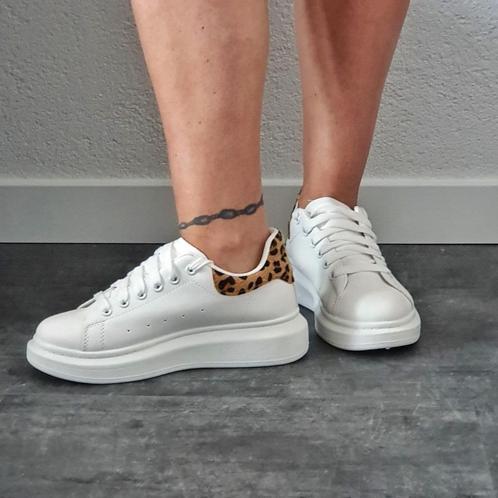 SALE: Queen Sneakers Panterprint/Luipaardprint maat 41, Kleding | Dames, Schoenen, Nieuw, Sneakers of Gympen, Wit, Verzenden