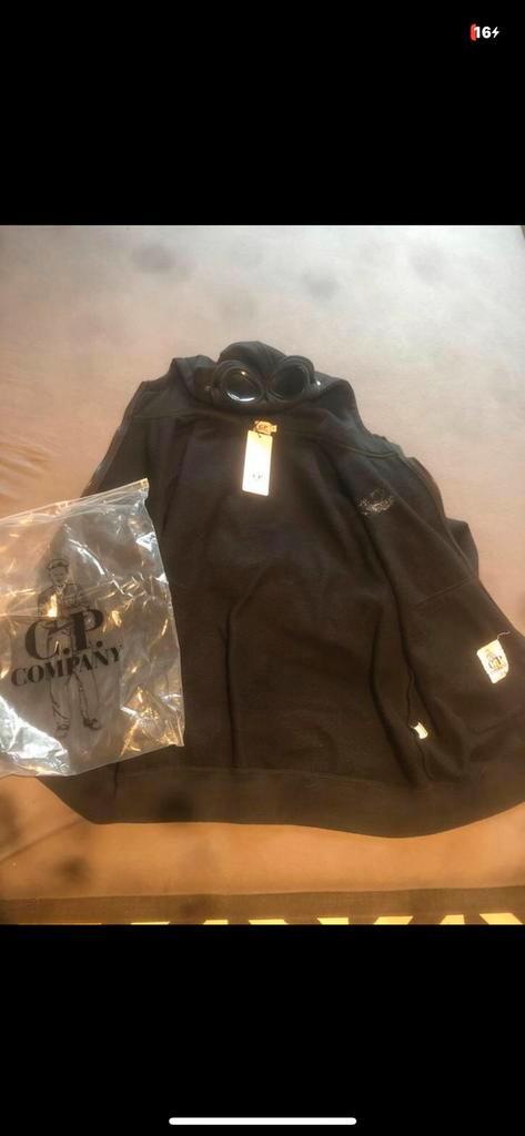 Cp company vest, Kleding | Heren, Truien en Vesten, Zo goed als nieuw, Maat 56/58 (XL), Zwart, Ophalen of Verzenden