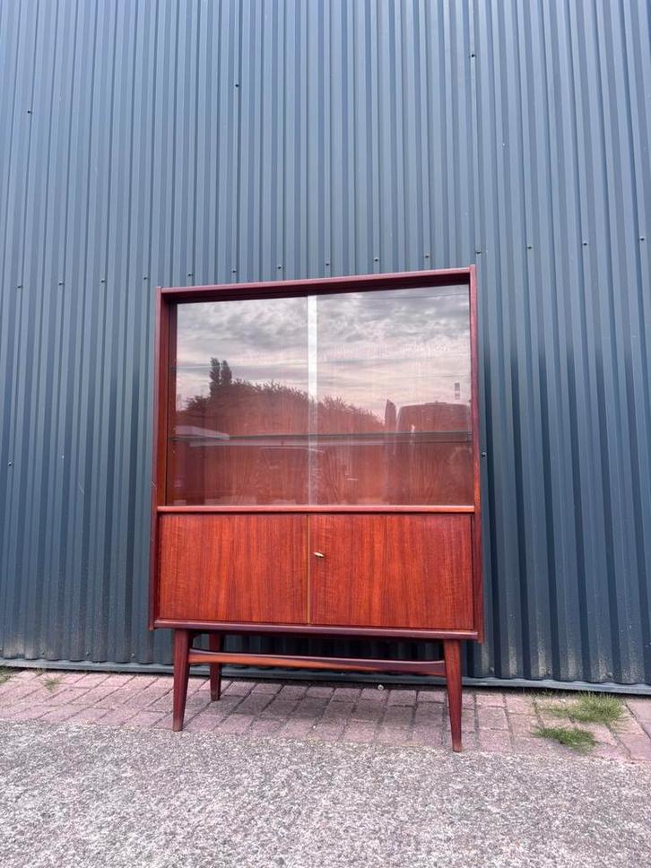 Vintage vitrinekast design teak bartels, Huis en Inrichting, Kasten | Vitrinekasten, Gebruikt, 25 tot 50 cm, Ophalen