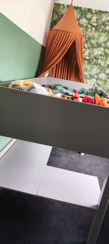 Half hoogslaper met speelruimte, Huis en Inrichting, Slaapkamer | Stapelbedden en Hoogslapers, Zo goed als nieuw, Hoogslaper, 90 cm