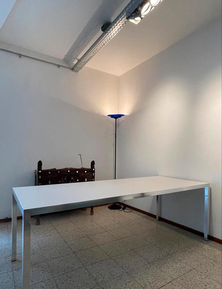 MDF Italia Lim tafel, Huis en Inrichting, Tafels | Eettafels, Zo goed als nieuw, Glas, Ophalen