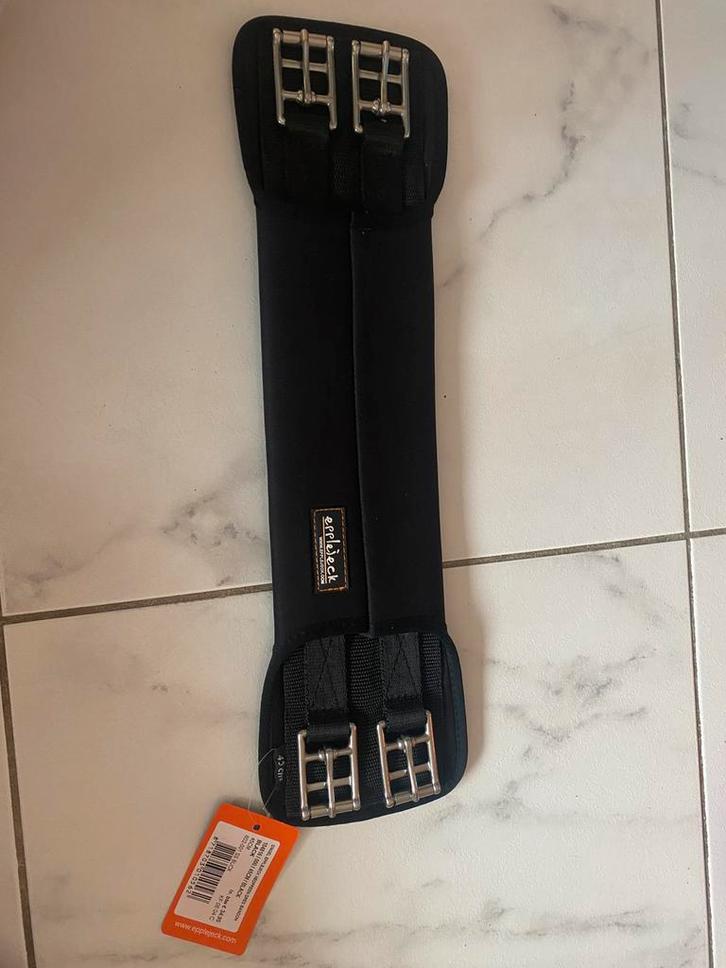 Singel neopreen zwart 45CM, Dieren en Toebehoren, Paarden en Pony's | Hoofdstellen en Tuigage, Zo goed als nieuw, Dressuur, Ophalen of Verzenden