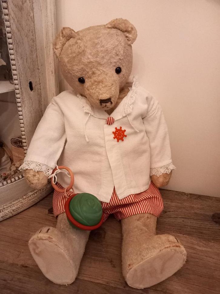 Antieke rammelaar celluloid uit Frankrijk., Verzamelen, Poppen, Gebruikt, Accessoires, Ophalen of Verzenden