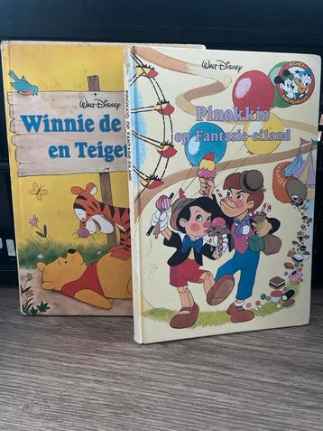 Walt Disney Boekenclub - Winnie de Pooh & Pinokkio beschikbaar voor biedingen