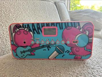 Muse radio/cd speler beschikbaar voor biedingen