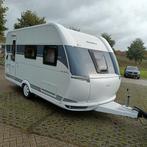 Hobby 440 SF 2022 +MOVER+VOORTENT+VAST BED ETC NIEUWE STAAT!, Caravans en Kamperen, Caravans, 75 kg, Treinzit, 4 tot 5 meter, Tot en met 4
