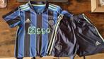 Ajax tenue kids, Sport en Fitness, Voetbal, Maat XS of kleiner, Ophalen of Verzenden, Gebruikt