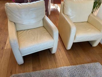 2 fauteuils  beschikbaar voor biedingen