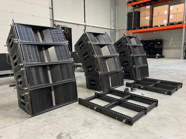 12x KME PANO line array: 8x QL906 + 4x QL1215 + 2x frame, Audio, Tv en Foto, Luidsprekers, Gebruikt, Front, Rear of Stereo speakers