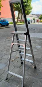 Trap, Doe-het-zelf en Verbouw, Ladders en Trappen, Ophalen, Zo goed als nieuw, 2 tot 4 meter