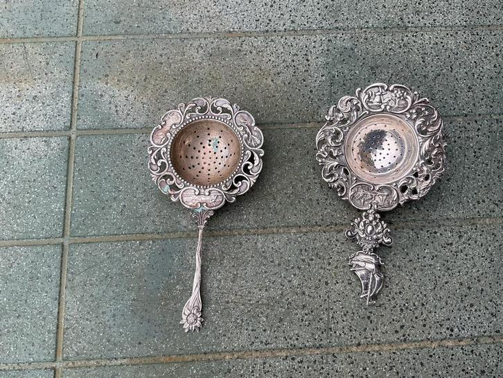 Verzilverde theezeefjes Douwe Egberts, Antiek en Kunst, Antiek | Goud en Zilver, Ophalen of Verzenden