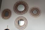 Rotan ronde spiegels, Huis en Inrichting, Woonaccessoires | Spiegels, Minder dan 50 cm, Rond, Ophalen of Verzenden, Zo goed als nieuw