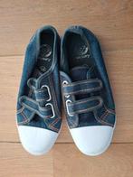 Gympen Gymschoenen 35 blauw Nieuwstaat, Nieuw, Ophalen of Verzenden, Victory, Jongen of Meisje