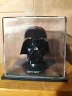 Miniatuur Darth Vader-helm in vitrine, Ophalen of Verzenden, Zo goed als nieuw, 1:50 of kleiner, Figuur of Figuren