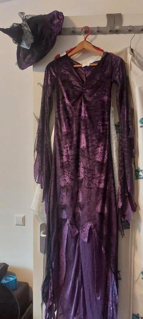 Halloween: paarse Heksenjurk met Hoed, Kleding | Dames, Carnavalskleding en Feestkleding, Gedragen, Kleding, Halloween, Maat 36 (S)