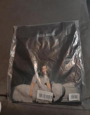 Billie Eilish shirt  beschikbaar voor biedingen