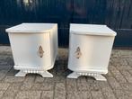 Twee mooie brocante witte nachtkastjes, Huis en Inrichting, Ophalen, Zo goed als nieuw, Minder dan 45 cm