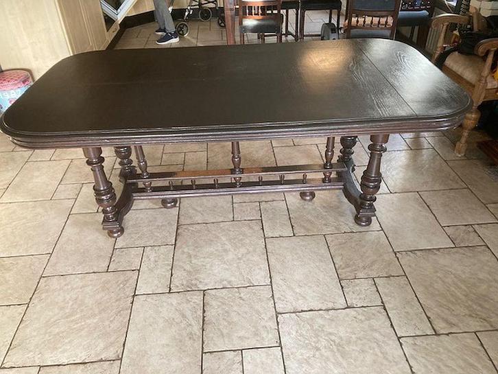 Grote klassieke eetkamer tafel, Huis en Inrichting, Tafels | Eettafels, Gebruikt, 100 tot 150 cm, 150 tot 200 cm, Vijf personen of meer