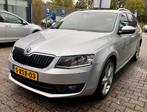 Skoda Octavia Combi 1.4 TSI/DSG/STOELVW/LED/PDC!, Auto's, Skoda, Te koop, Zilver of Grijs, Benzine, 640 kg