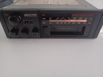 philips dc321 , oldtimer autoradio / cassette speler  beschikbaar voor biedingen