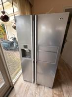 LG Side-by-Side Koelkast met Waterdispenser, Witgoed en Apparatuur, Koelkasten en IJskasten, Ophalen, Gebruikt, 200 liter of meer