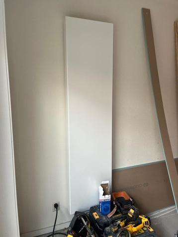 Design wandradiator Henrad alto plan verticaal 2000-22 beschikbaar voor biedingen