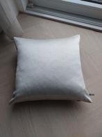 Sfeervol Claudi kussen 45/45 cm, Huis en Inrichting, Ophalen, Zo goed als nieuw, Beige, Vierkant