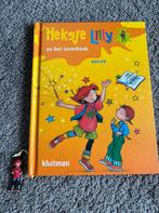 Boek: Heksje Lilly en het toverboek (nieuwstaat!), Boeken, Ophalen of Verzenden, Zo goed als nieuw, Merel Leene, Fictie algemeen
