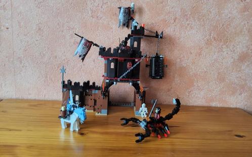 Lego Knight's kingdom: Scorpion prison cave 8876., Kinderen en Baby's, Speelgoed | Duplo en Lego, Zo goed als nieuw, Lego, Complete set