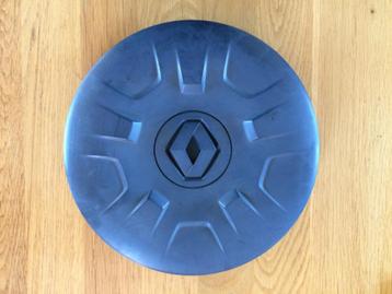 RUILEN: mooie Renault Master wieldop naafkap  beschikbaar voor biedingen