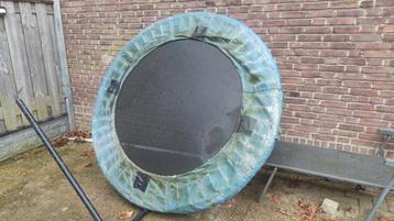 gratis trampoline  beschikbaar voor biedingen