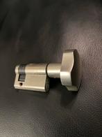 Halve Knopcilinder - Nieuw of Gebruikt, Doe-het-zelf en Verbouw, Ophalen of Verzenden, Gebruikt, Overige materialen, Slot