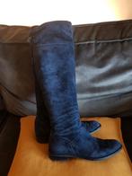 Mooie suede lederen blauwe laarzen, Ophalen of Verzenden, Zo goed als nieuw, Blauw, Hoge laarzen