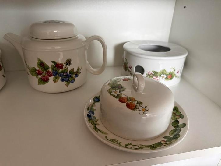 Marjolein Bastin servies, Huis en Inrichting, Keuken | Servies, Zo goed als nieuw, Schaal of Schalen, Wedgwood, Porselein, Ophalen of Verzenden