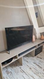 CHiQ tv 43 inch 4K LED tv, 50 Hz, 100 cm of meer, 4k (UHD), Smart TV