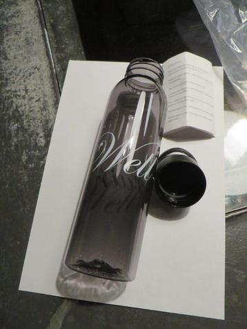 Nieuw! waterfles Well-Faire - dopper fles zwarte dop 0,75 l