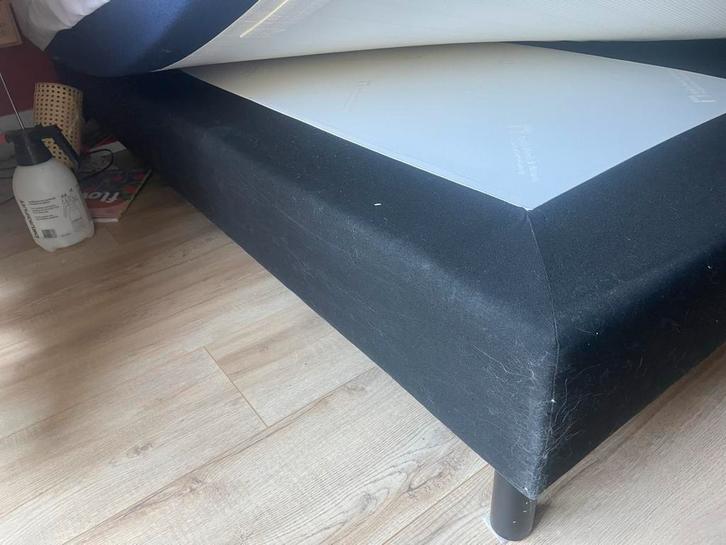 Onderstel boxspring Gratis, Huis en Inrichting, Slaapkamer | Boxsprings, Gebruikt, 180 cm, 210 cm, Tweepersoons, Zwart, Ophalen
