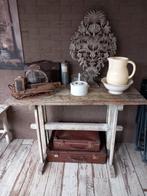 Oude sidetable met karakter, Huis en Inrichting, Tafels | Sidetables, Ophalen, Gebruikt, 50 tot 100 cm, Vintage